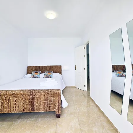 Aa Guest - Sky Center Beachfront Sea Views Eco Апартаменти *