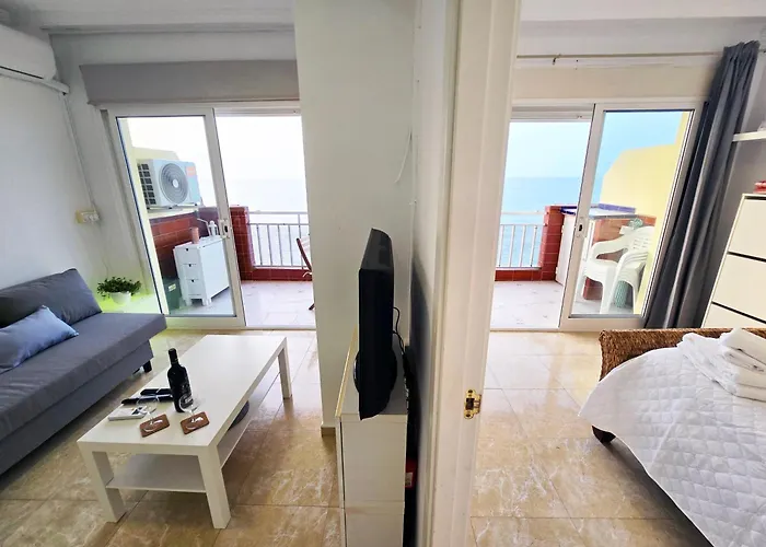 Aa Guest - Sky Center Beachfront Sea Views Eco Apartment Fuengirola