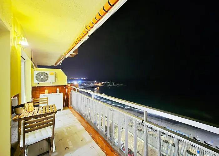 Aa Guest - Sky Center Beachfront Sea Views Eco Апартаменты