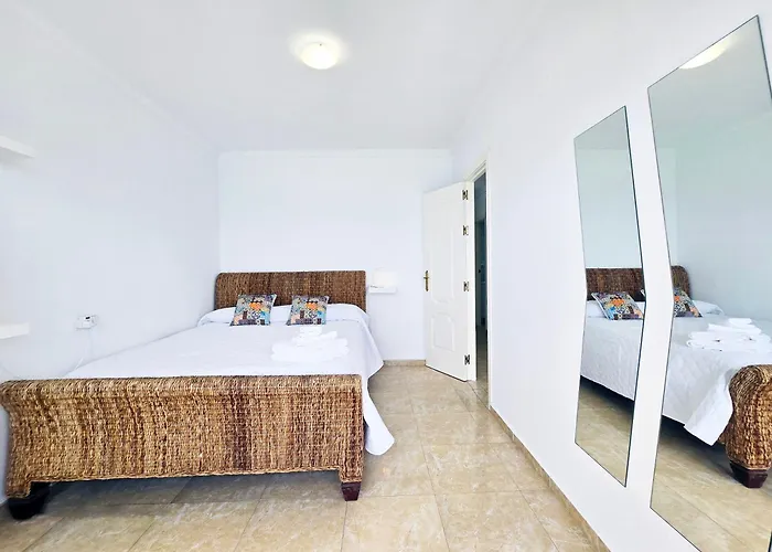 Aa Guest - Sky Center Beachfront Sea Views Eco Апартаменты *