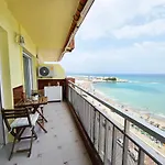 Aa Guest - Sky Center Beachfront Sea Views Eco Lägenhet