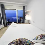 Lägenhet Aa Guest - Sky Center Beachfront Sea Views Eco *