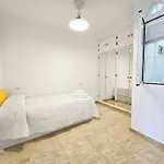 Lägenhet Aa Guest - Sky Center Beachfront Sea Views Eco