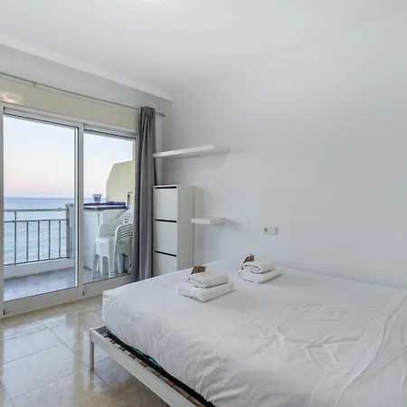 Aa Guest - Sky Center Beachfront Sea Views Eco Lägenhet